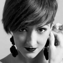 teacher-silvia_stefanini-300x300-220x220.jpg